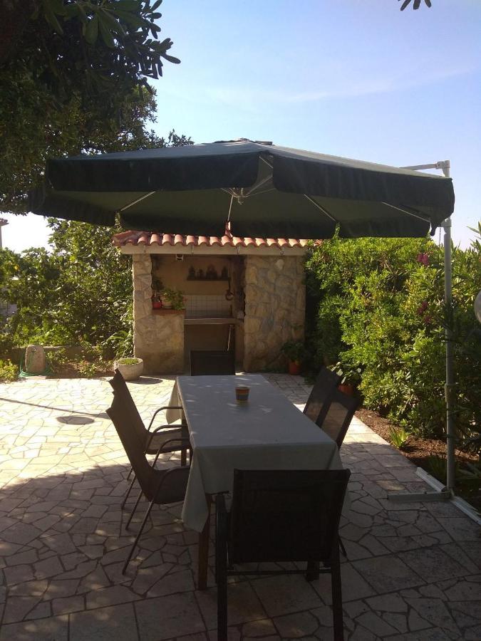 Apartmani Andela I Mladen Debelic Rab Town Exterior foto