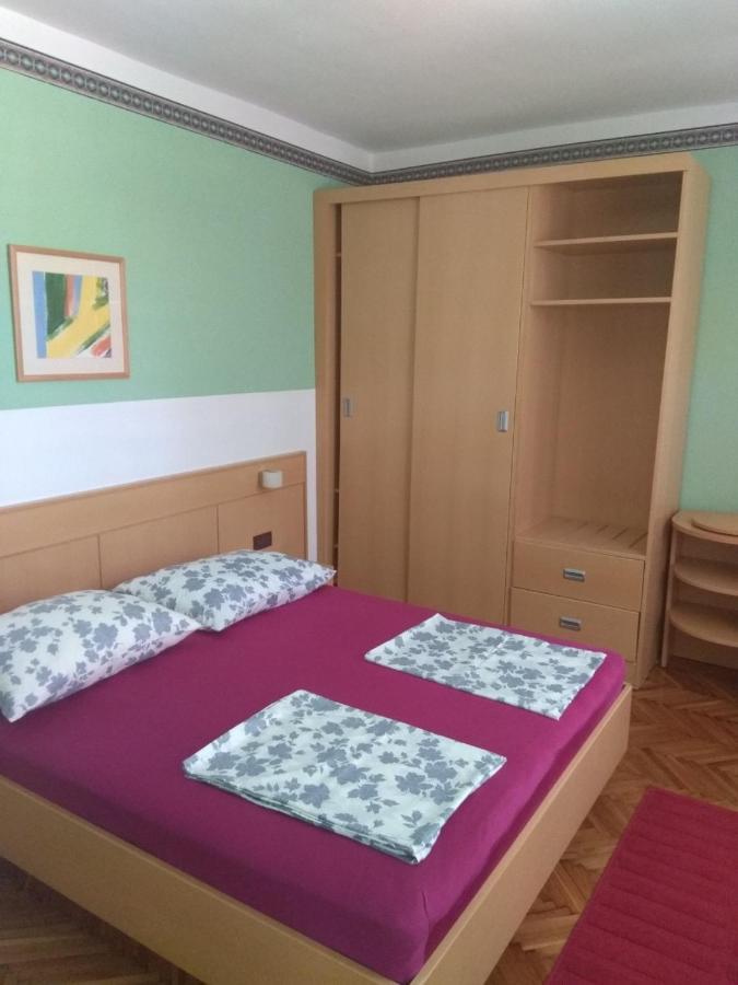 Apartmani Andela I Mladen Debelic Rab Town Exterior foto