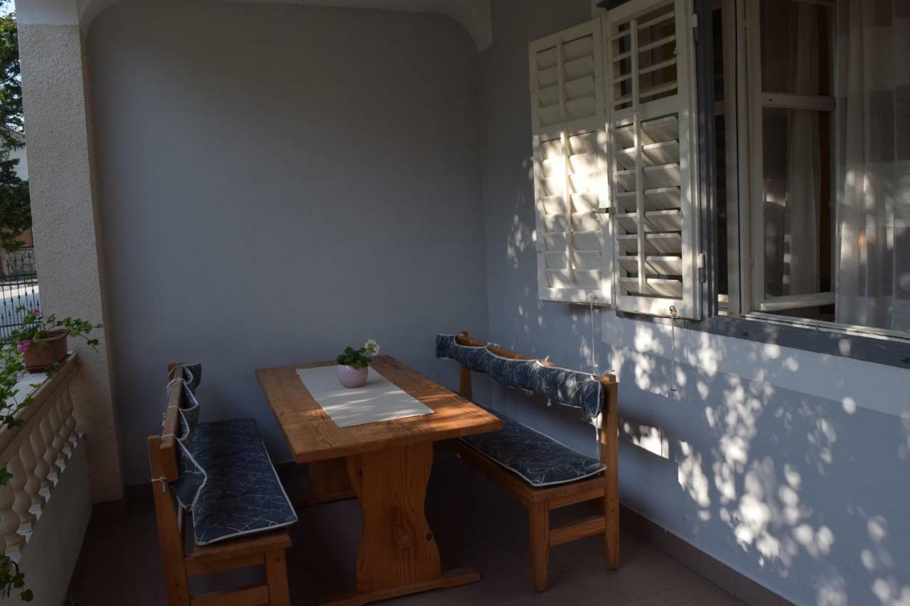 Apartmani Andela I Mladen Debelic Rab Town Exterior foto