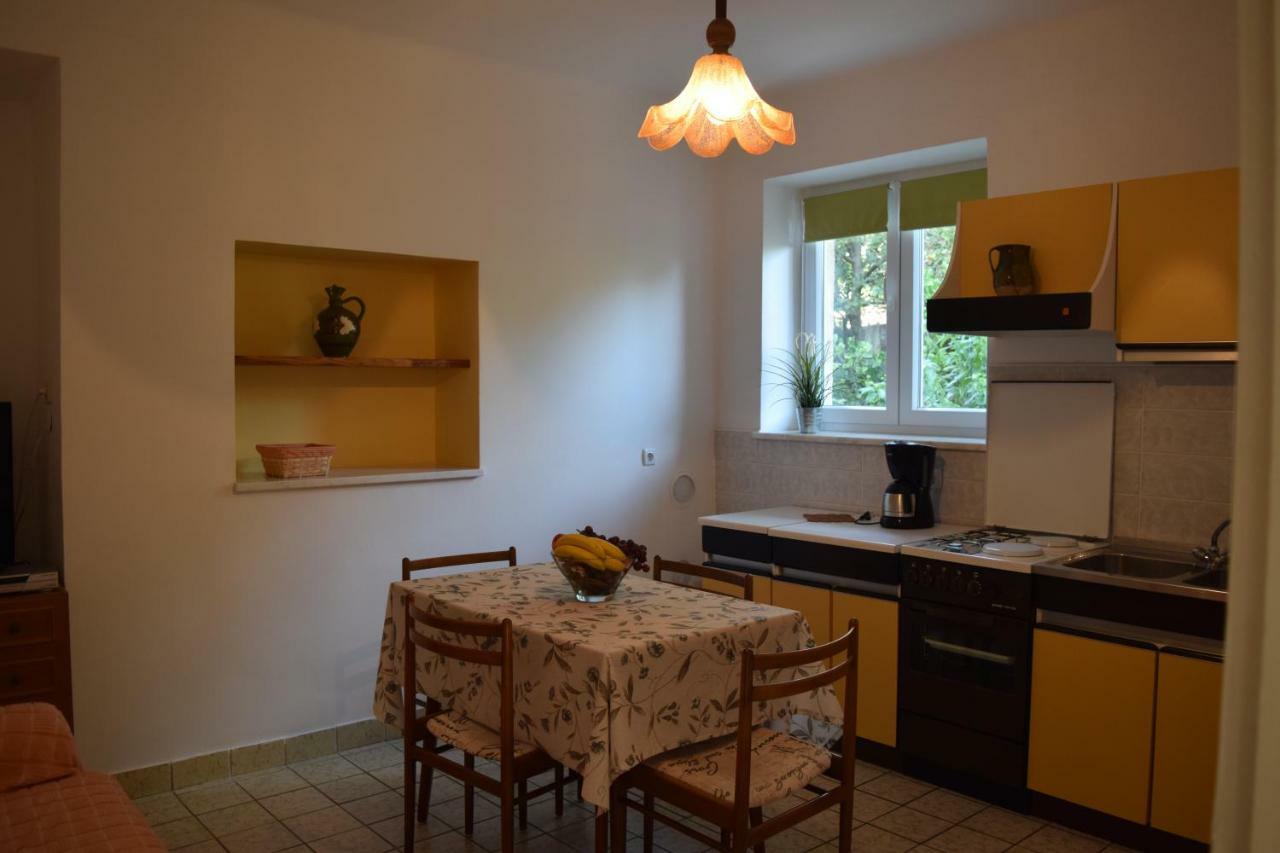 Apartmani Andela I Mladen Debelic Rab Town Exterior foto