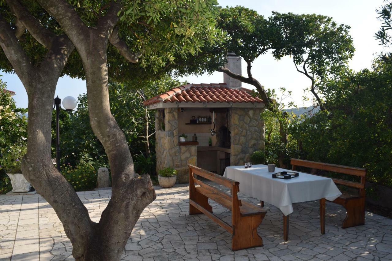 Apartmani Andela I Mladen Debelic Rab Town Exterior foto