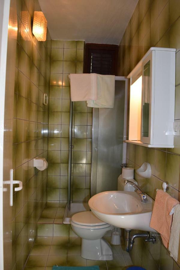 Apartmani Andela I Mladen Debelic Rab Town Exterior foto