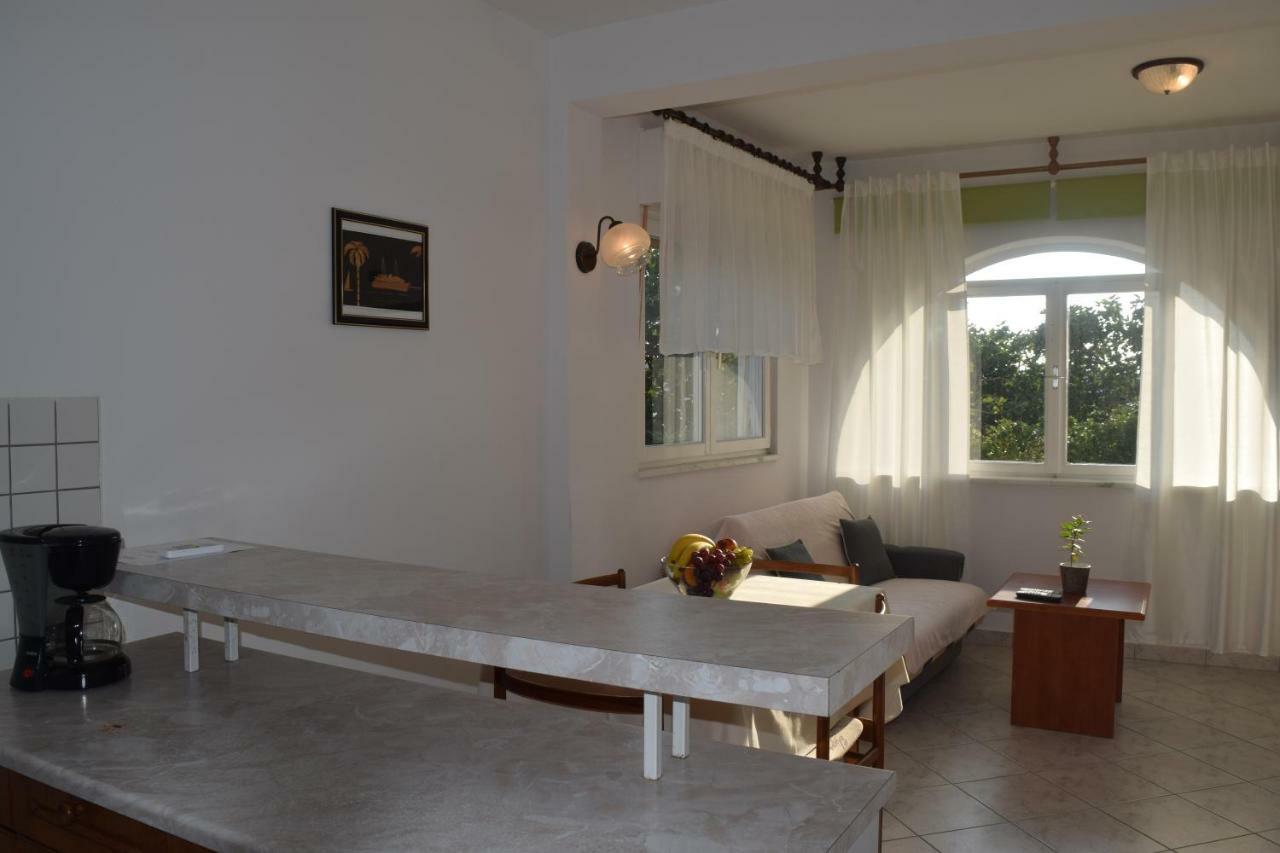 Apartmani Andela I Mladen Debelic Rab Town Exterior foto